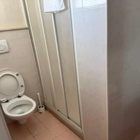Nives Rimini Szálloda 3*