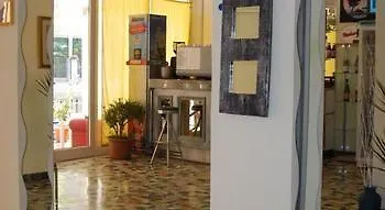 מלון Nives Rimini