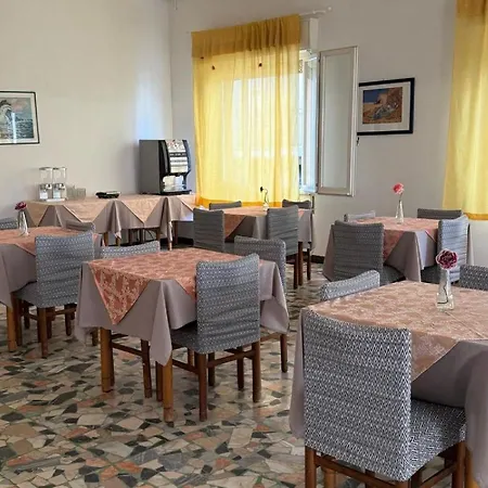 Nives Rimini 3* Rivazzurra Di Rimini